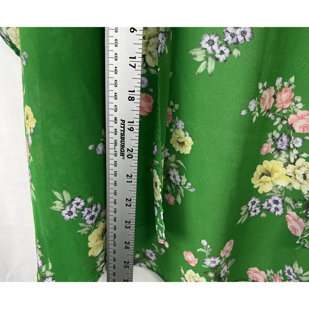 Floral Kimono Style by Heart & Hips Size Medium Boho Green With Flowers - Picture 4 of 5